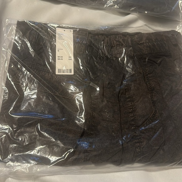 OU Nylon Baggy Pant Sloan Cargo Utility Gorpcore Urban Outfitters Exclusive New - Picture 6 of 6